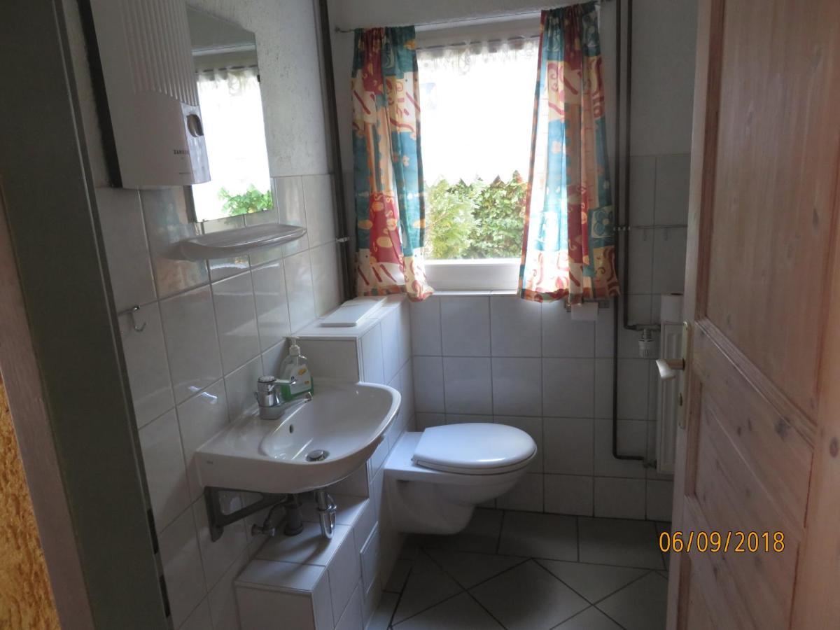 Gruppenbungalow-Waldhaus-Am Ferienpark 米罗 外观 照片